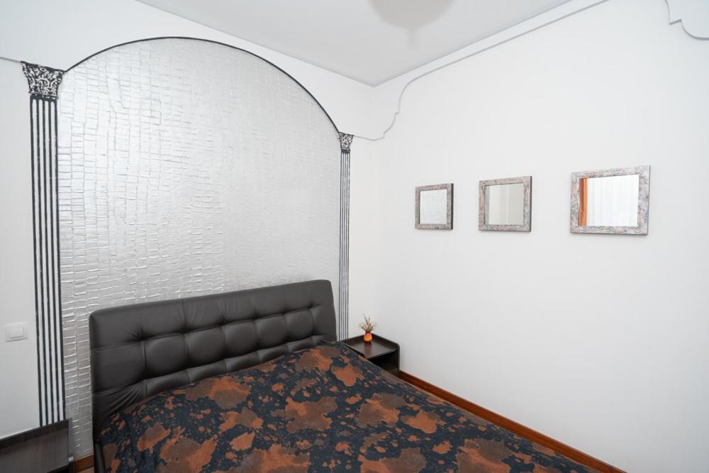Hotel Piano Киев Екстериор снимка