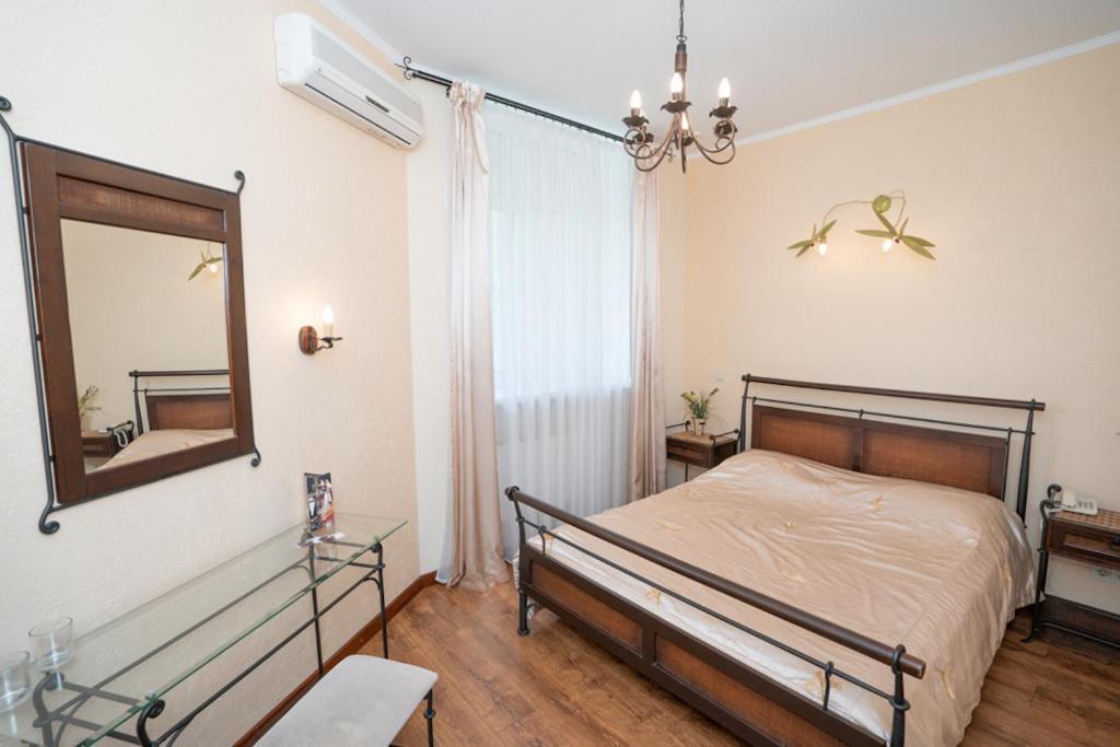 Hotel Piano Киев Екстериор снимка