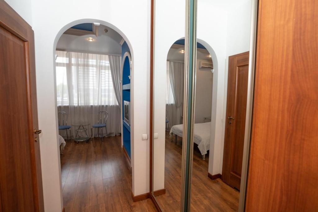 Hotel Piano Киев Екстериор снимка