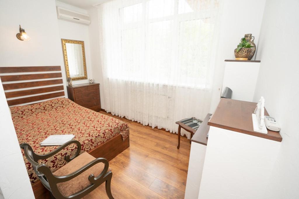Hotel Piano Киев Екстериор снимка