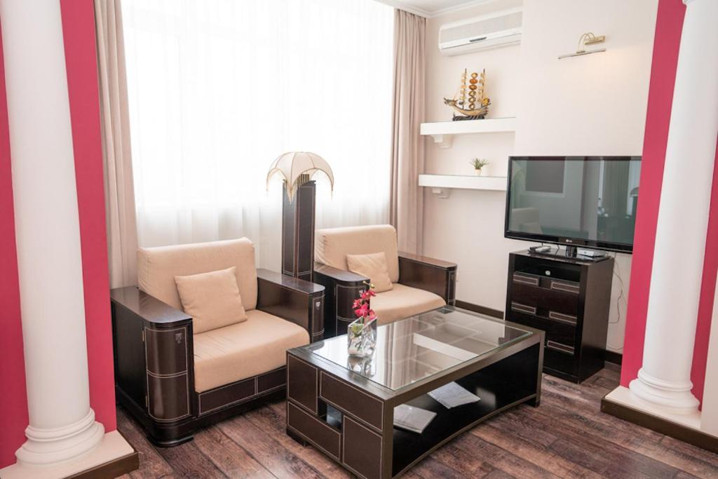 Hotel Piano Киев Екстериор снимка